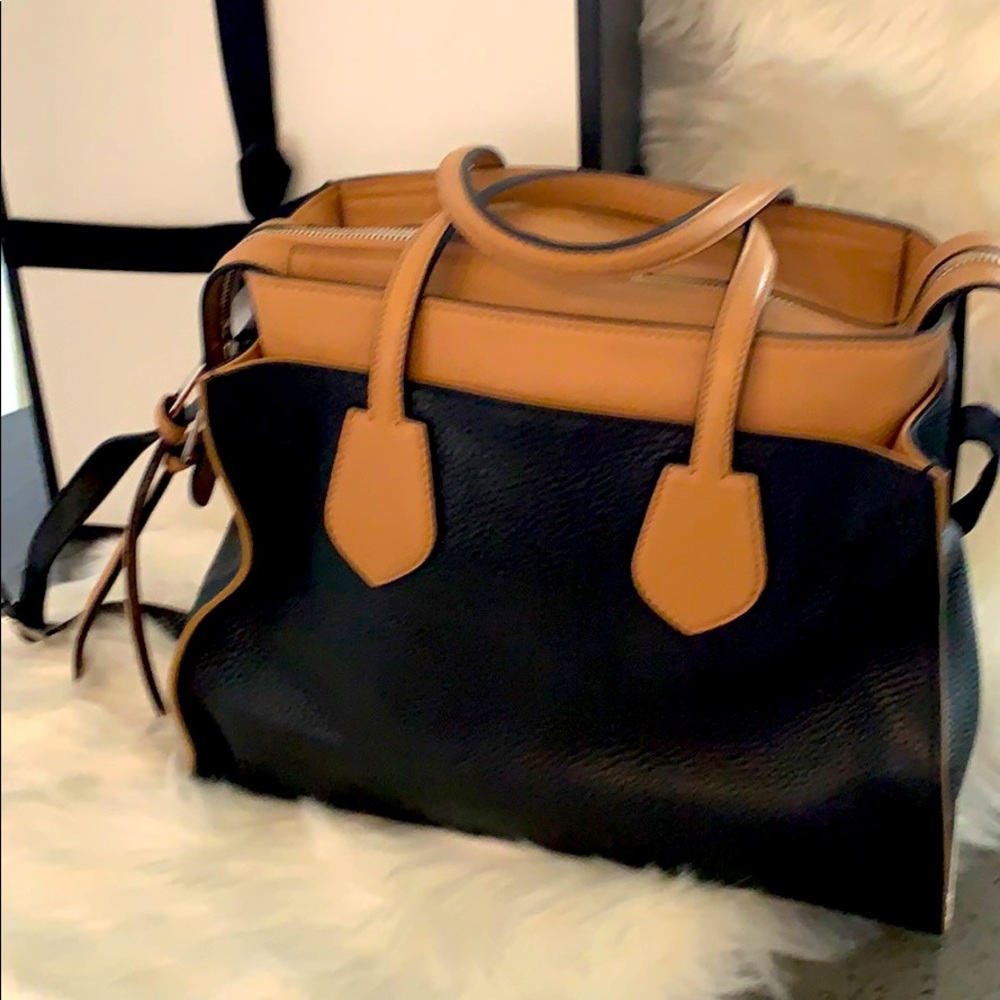 Authentic brand new Gucci bag